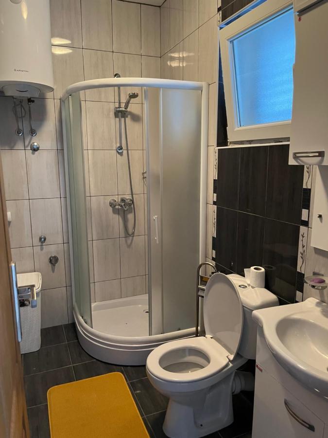 Apartman Iskra Bijela Exterior foto