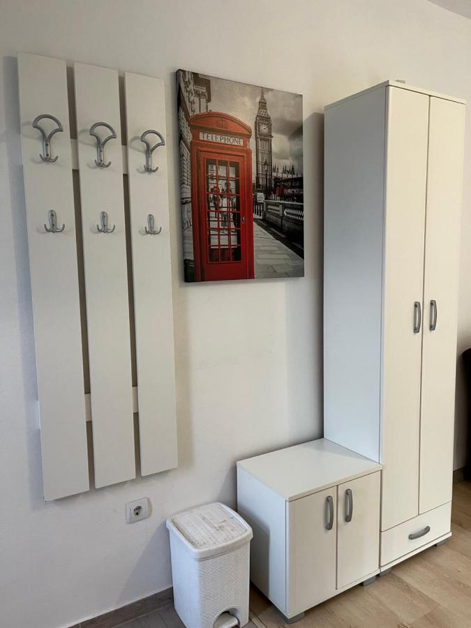 Apartman Iskra Bijela Exterior foto